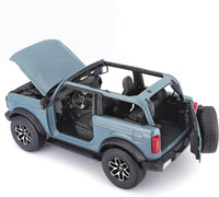 Maisto 2021 Ford Bronco Badlands 1/18 Special Edition Grey